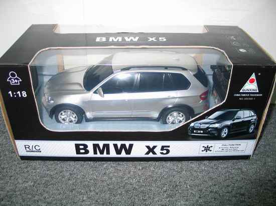 1:18 BMW X5 300300-1A машина